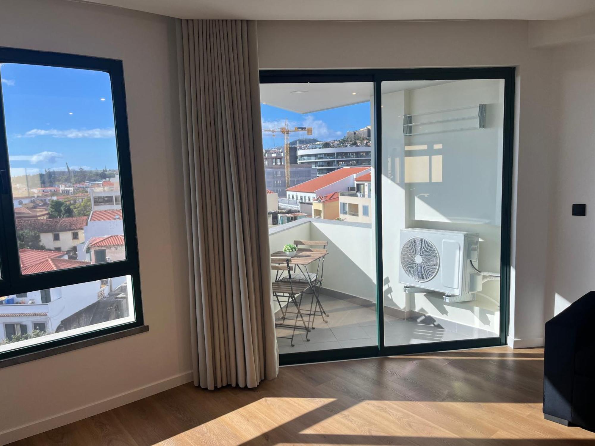Luxury View Apartment Funchal - Free Parking *