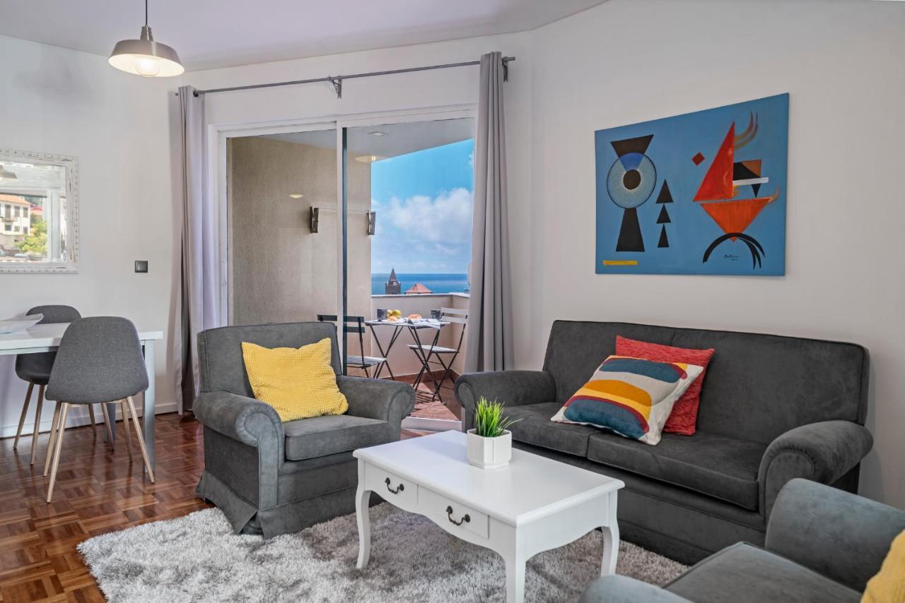 Luxury View Apartment Funchal - Free Parking Leilighet