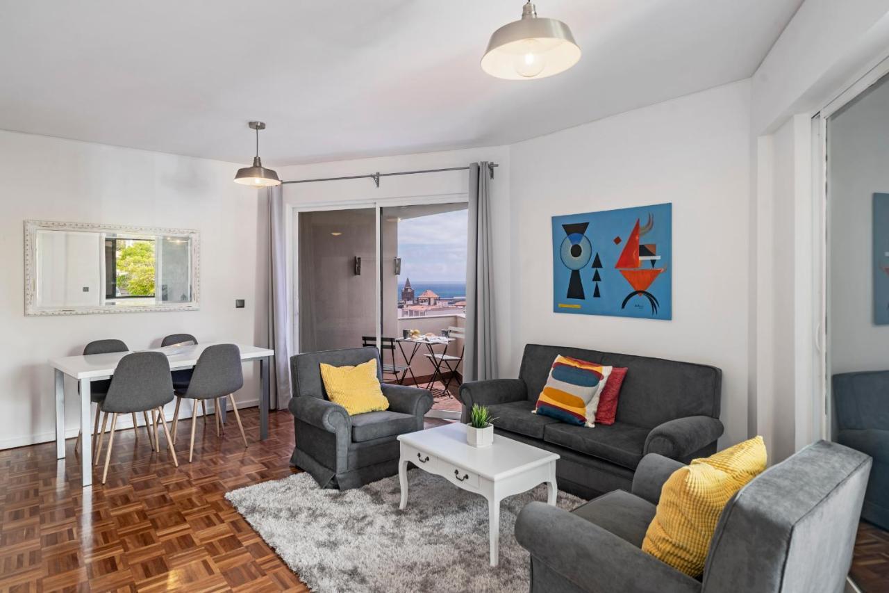 Luxury View Apartment Funchal - Free Parking Leilighet Funchal (Madeira)